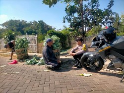 Polisi RW di Kota Batu Sambangi Warga Jelang Libur Nataru