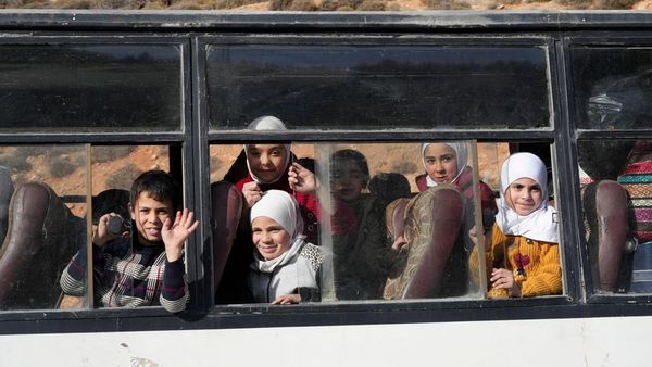 Ratusan Pengungsi Suriah Pulang Usai Rezim Assad Tumbang