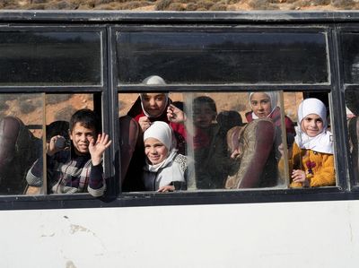 Ratusan Pengungsi Suriah Pulang Usai Rezim Assad Tumbang