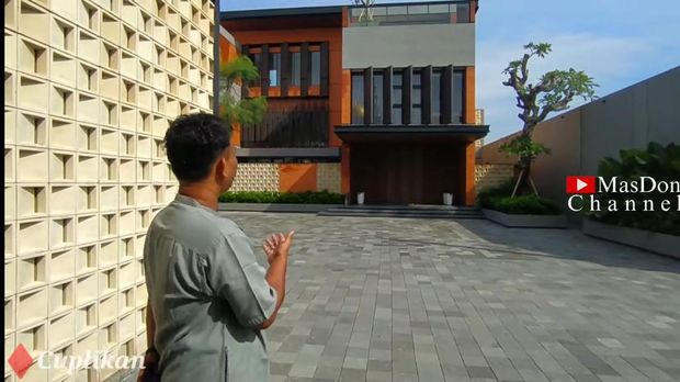Rumah Gus Miftah