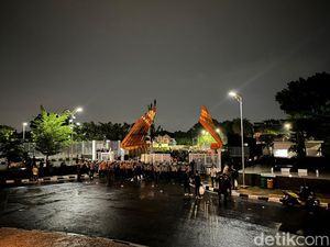 Kemenangan PSIS Atas Bali United Diwarnai Demo Suporter Usai Laga