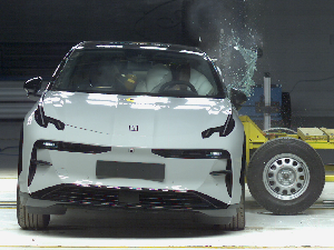 Hasil Uji Tabrak Zeekr X