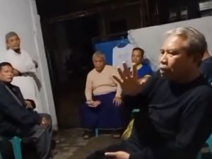 Video: Penjelasan Polisi soal Viral Warga di Perumahan Bogor Tolak Ibadah Natal Video: Penjelasan Polisi soal Viral Warga di Perumahan Bogor Tolak Ibadah Natal