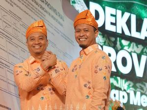 KPU Tetapkan Agung-Markarius sebagai Walkot-Wawalkot Pekanbaru Terpilih KPU Tetapkan Agung-Markarius sebagai Walkot-Wawalkot Pekanbaru Terpilih