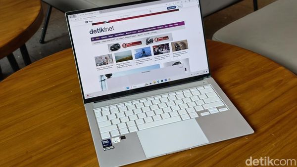 Wujud Menggoda Asus Zenbook S 14 OLED, Laptop Powerful Nan Stylish