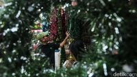 Berburu Pernak-pernik Natal di Pasar Pagi Jakarta