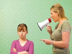 Strict Parents: Arti, Ciri, Penyebab, Contoh, dan Dampaknya Pada Anak Strict Parents: Arti, Ciri, Penyebab, Contoh, dan Dampaknya Pada Anak
