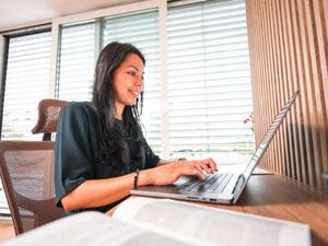 10 Situs Jurnal Nasional dan Internasional Gratis untuk Mahasiswa 10 Situs Jurnal Nasional dan Internasional Gratis untuk Mahasiswa
