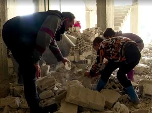 Video: Tulang Sisa Jasad Manusia Terserak Bongkar Kejamnya Rezim Assad Video: Tulang Sisa Jasad Manusia Terserak Bongkar Kejamnya Rezim Assad