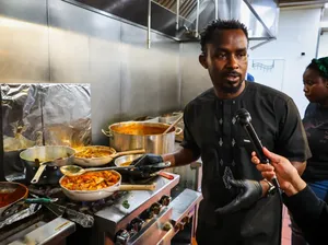 Awalnya Berprofesi Petani, Kini Pria Ini Sukses Menjadi Chef Profesional Awalnya Berprofesi Petani, Kini Pria Ini Sukses Menjadi Chef Profesional