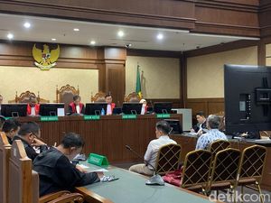 Budi Said Dituntut 16 Tahun Penjara di Kasus Korupsi Jual Beli Emas 1,1 Ton Budi Said Dituntut 16 Tahun Penjara di Kasus Korupsi Jual Beli Emas 1,1 Ton
