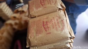 Istimewa! Kopi Tubruk di Toko Kopi Legendaris Pasar Jatinegara