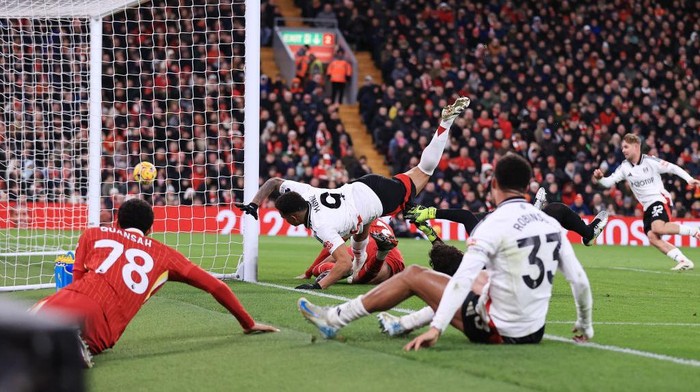 LIVERPOOL, ENGLAND - DECEMBER 14: Rodrigo Muniz of Fulham scores their 2nd goal during the Premier League match between Liverpool FC and Fulham FC at Anfield on December 14, 2024 in Liverpool, England. (Photo by Simon Stacpoole/Offside/Offside via Getty Images)