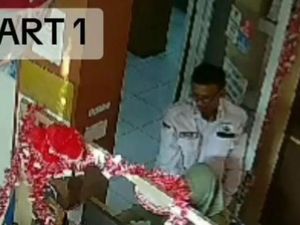 Inspektorat Kota Padang Akan Periksa Oknum Lurah Diduga Mesum ke Staf Inspektorat Kota Padang Akan Periksa Oknum Lurah Diduga Mesum ke Staf