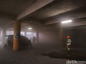 6 Fakta Kebakaran Bandung Trade Mall 6 Fakta Kebakaran Bandung Trade Mall