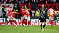 Leroy Sane. Sejak direkrut Bayern Munich dari Manchester City, masa depan Sane sudah beberapa kali dispekulasikan. Kontraknya akan habis di musim panas dan terus dipantau MU. Foto: Alex Grimm/Getty Images