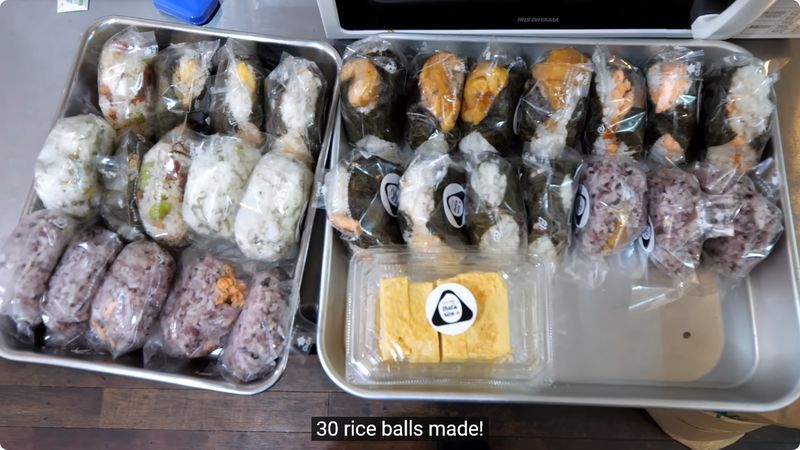 penjual onigiri pakai gerobak keliling di Jepang