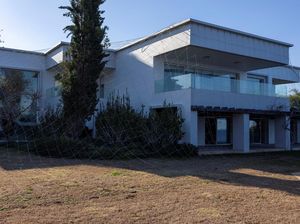 Penampakan Resor Mewah Milik Keluarga Assad yang Kini Ditinggal