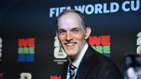 Jerman sudah lebih dulu memiliki delapan pelatih timnas saat ini. Selain Julian Nagelsmann yang memimpin Die Mannschaft, ada juga Thomas Tuchel (Inggris, foto di atas), Ralf Rangnick (Austria), Franco Foda (Kosovo), Konrad Funfstuck (Liechtenstein), Gernot Rohr (Benin), Torsten Spittler (Rwanda), dan Michael Nees (Zimbabwe). Foto: Anadolu via Getty Images/Anadolu
