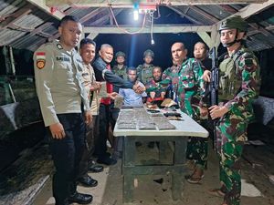 TNI Amankan 4 Orang Bawa 2 Kg Ganja di Keerom, Pelaku Diserahkan ke Polisi