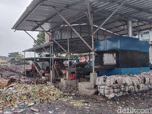 Masalah Sampah di Pasar Caringin, DLH Bandung: Tanggung Jawab Pengelola Masalah Sampah di Pasar Caringin, DLH Bandung: Tanggung Jawab Pengelola