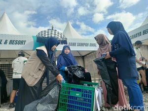 Cara Unik Pemuda Garut Ubah Sampah Jadi Cuan Cara Unik Pemuda Garut Ubah Sampah Jadi Cuan