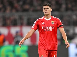 Juventus Diam-diam Bidik Antonio Silva