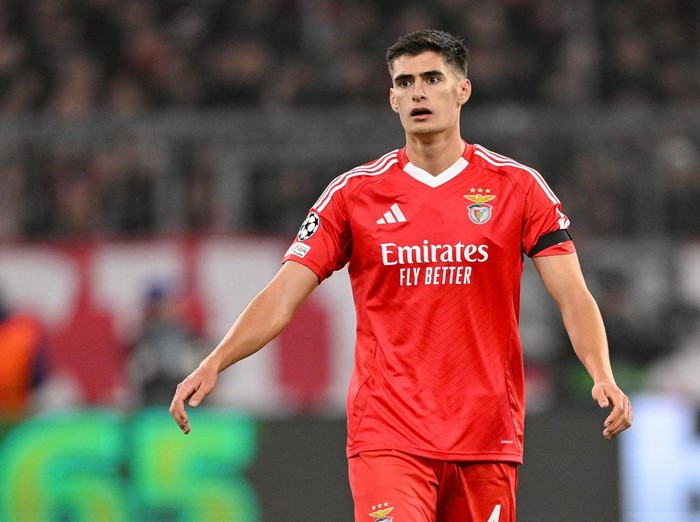 Munich, Germany - November 6: Antonio Silva of SL Benfica looks on during the UEFA Champions League 2024/25 League Phase MD4 match between FC Bayern München and SL Benfica at Allianz Arena on November 6, 2024 in Munich, Germany. (Photo by Harry Langer/DeFodi Images via Getty Images)