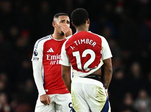 Henry: Liverpool Mau Menang, Arsenal Cuma Hindari Kekalahan