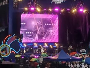 Ungu Bikin Hati Penonton HUT Ke-23 Transmedia Gak Hampa