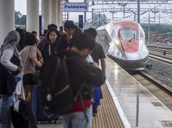 Whoosh Sudah Angkut 7,8 Juta Orang Sejak Awal Beroperasi