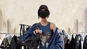 10 Koleksi Balenciaga Pre-Fall 2025, Dipotret Pakai HP Demna Sang Desainer