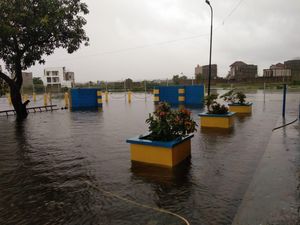 Waduk Tunggu Pampang Makassar Naik Status Awas, Air Sungai Rata dengan Waduk Waduk Tunggu Pampang Makassar Naik Status Awas, Air Sungai Rata dengan Waduk