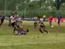 Viral Laga PSM U-20 Vs Persik U-20 Diwarnai Adu Pukul