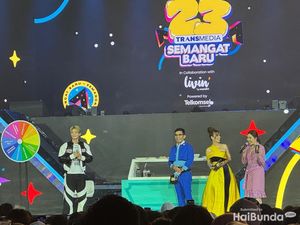 Video: Kala MINHO SHINee Jatuh Cinta dengan Bika Ambon-Pempek Video: Kala MINHO SHINee Jatuh Cinta dengan Bika Ambon-Pempek