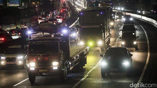 Angkutan Barang Dibatasi Wara-wiri Saat Libur Nataru