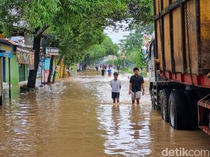 Jalur Ponorogo-Pacitan Lumpuh Terendam Banjir Jalur Ponorogo-Pacitan Lumpuh Terendam Banjir