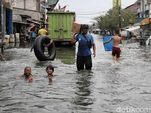Waspada Potensi Banjir Rob di 12 Wilayah Jakarta hingga Mei 2025 Waspada Potensi Banjir Rob di 12 Wilayah Jakarta hingga Mei 2025