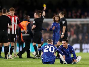 Ini Sebab Cucurella Dapat Kartu Merah Usai Chelsea Vs Brentford