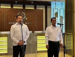 Mentan Lapor Pungli Alat Pertanian-Pupuk Palsu, Jaksa Agung Siap Menindak