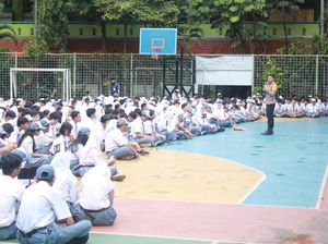 Polisi Wanti-wanti Siswa Hindari Tawuran-Bullying, Ingatkan Sanksi Pidana Polisi Wanti-wanti Siswa Hindari Tawuran-Bullying, Ingatkan Sanksi Pidana