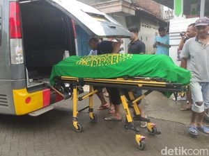 Fakta Terungkap Anak Tega Bunuh Bapak di Sidoarjo gegara Depresinya Kumat Fakta Terungkap Anak Tega Bunuh Bapak di Sidoarjo gegara Depresinya Kumat