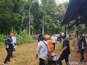 Terungkap di Reka Ulang, Maulidi Habisi-Bakar Mahasiswi UTM Kenakan Helm Terungkap di Reka Ulang, Maulidi Habisi-Bakar Mahasiswi UTM Kenakan Helm