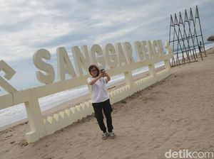 Santai Sejenak di Sanggar Beach Lampung Selatan Santai Sejenak di Sanggar Beach Lampung Selatan