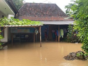 2 Warga Ponorogo Meninggal Usai Hanyut Terseret Banjir