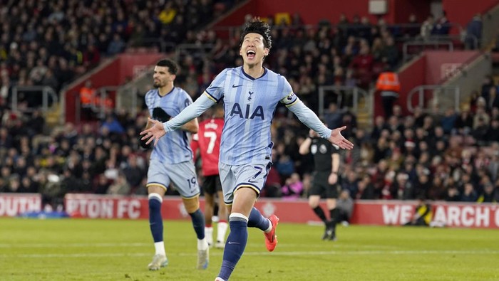 Tottenham HOtspur Tottenham Hotspur's Son Heung-Min celebrates scoring during the English Premier League soccer match between Southampton and Tottenham Hotspur at St Mary's Stadium, Southampton, England, Sunday Dec. 15, 2024. (Andrew Matthews/PA via AP)