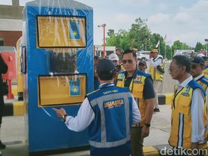 AHY Prediksi 34 Ribu Mobil Masuk Tol Jogja-Solo Per Hari di Puncak Nataru AHY Prediksi 34 Ribu Mobil Masuk Tol Jogja-Solo Per Hari di Puncak Nataru