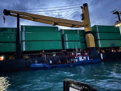 Bakamla Gagalkan Transaksi BBM Ilegal di Perairan Batam