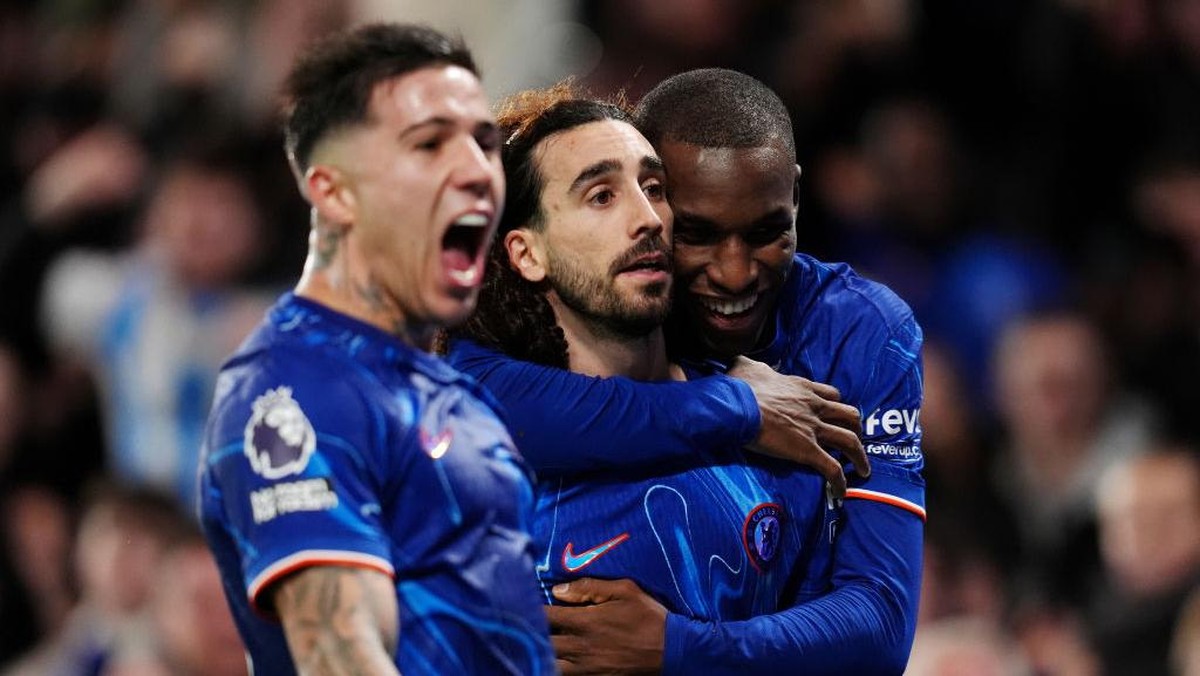 Marc Cucurella seperti monster di mata Enzo Fernandez. (Foto: PA Images via Getty Images/John Walton - PA Images)