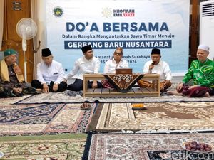 Jaringan Kiai-Santri Doa Bersama Jatim Menuju Gerbang Baru Nusantara Jaringan Kiai-Santri Doa Bersama Jatim Menuju Gerbang Baru Nusantara